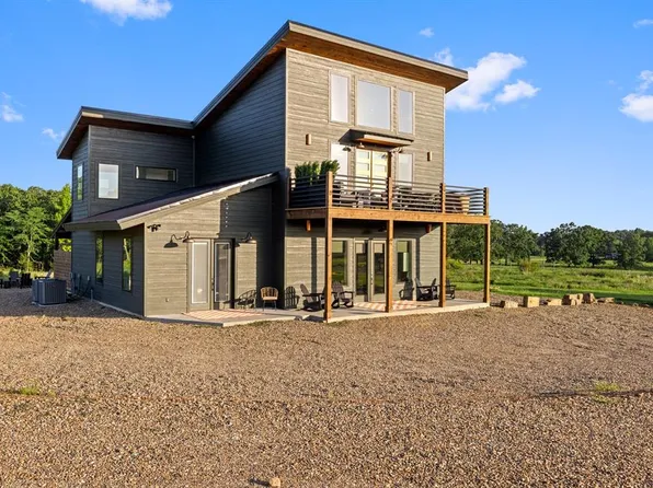 99 Hickory Springs Trl, Broken Bow, OK 74728