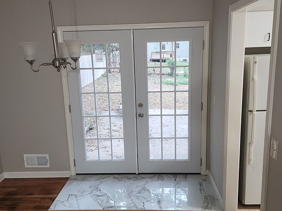 3rd image of 1345 E 84th St