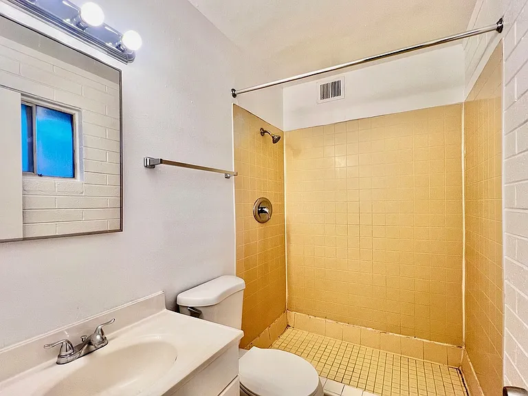Villas on Holly — Photo 15