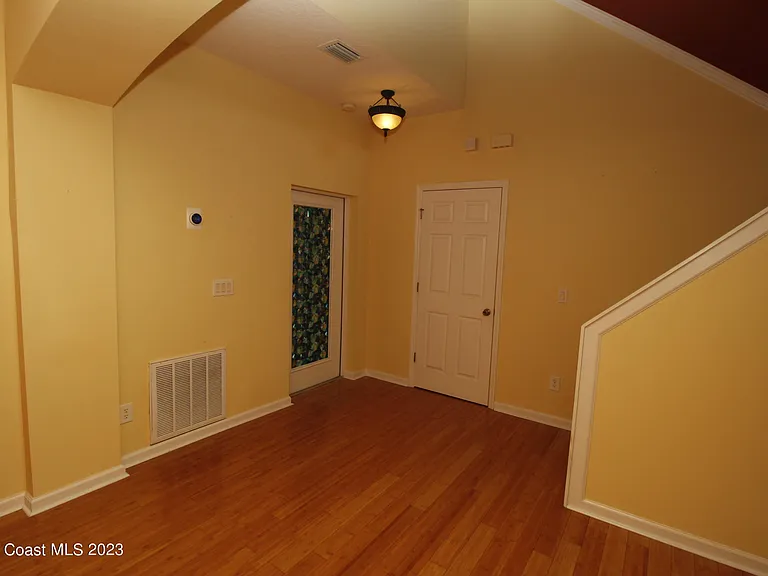 3275 Arden Cir — Photo 3