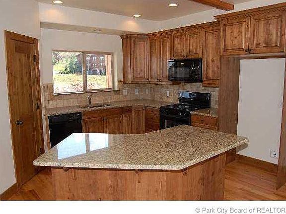 4th image of 8459 N Gamble Dr #78