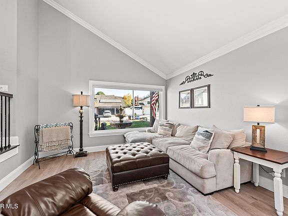 5th image of 1141 Canyon Crest Ct