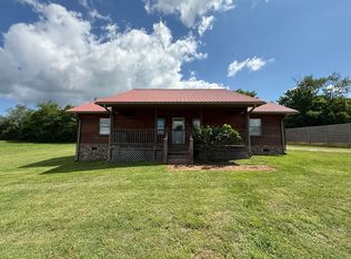 1404 Maple Ln, Greenback, TN 37742