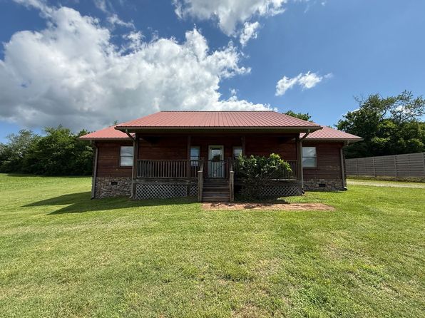 1404 Maple Ln