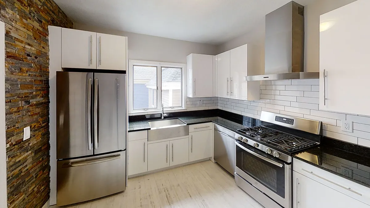 Building Photo - 11 Partridge Ave #2