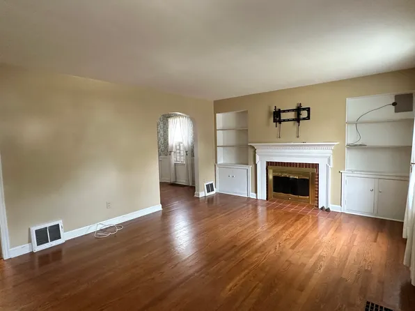 129 E 37th St, Erie, PA 16504