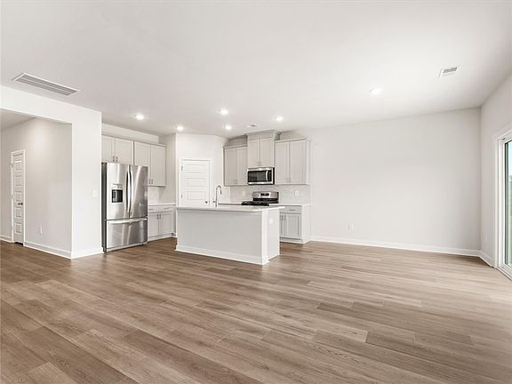 4th image of 479 Harben Dr