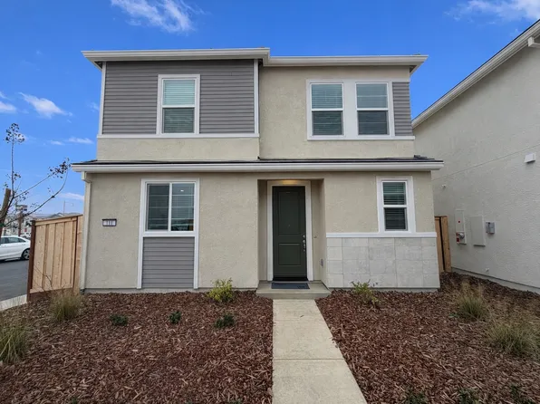 111 Moonlight Pl, Lincoln, CA 95648