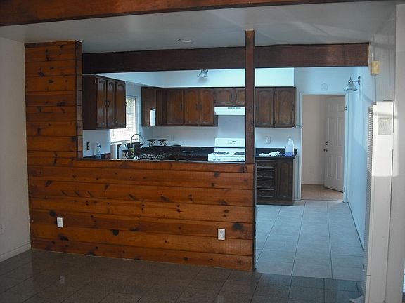 2nd image of 239 N 3rd St