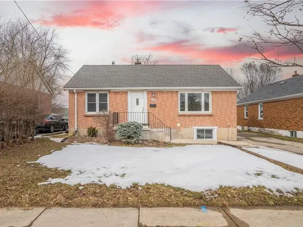 1590 Hartlet St, London, ON N5V 1X8