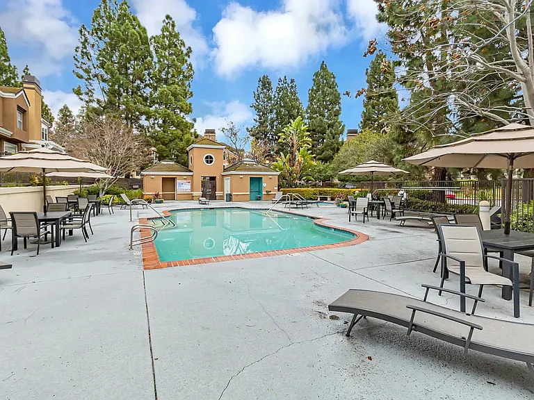 415 Camille Cir #14 — Photo 24