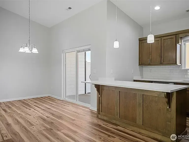 H - 101 Grant — Photo 10