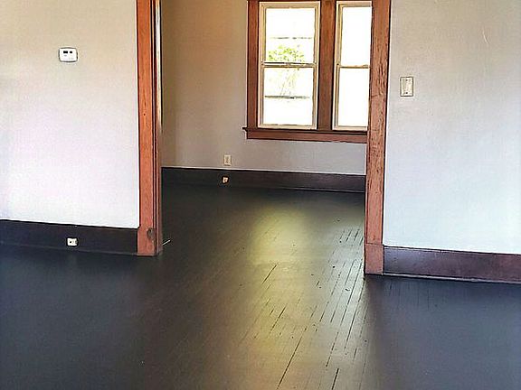 3rd image of 511 Saint Paul Ave #513