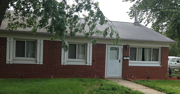 1st image of 901 Sunnyside Ave