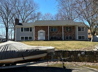 295 Bullard St, Walpole, MA 02081