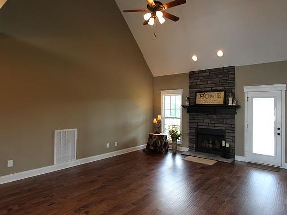 2nd image of 5 Easthaven Lot 5