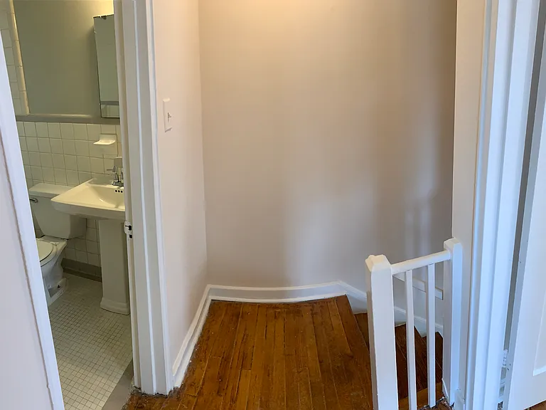 1622 Valley Ave — Photo 5