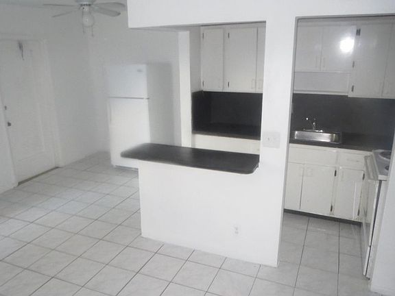 4th image of 701 S 21st Ave APT 201