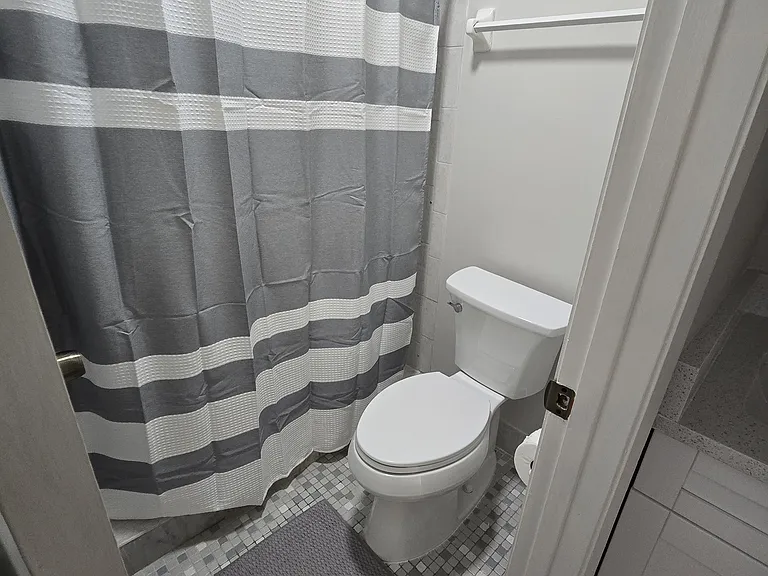 7703 Sumter Ct — Photo 9