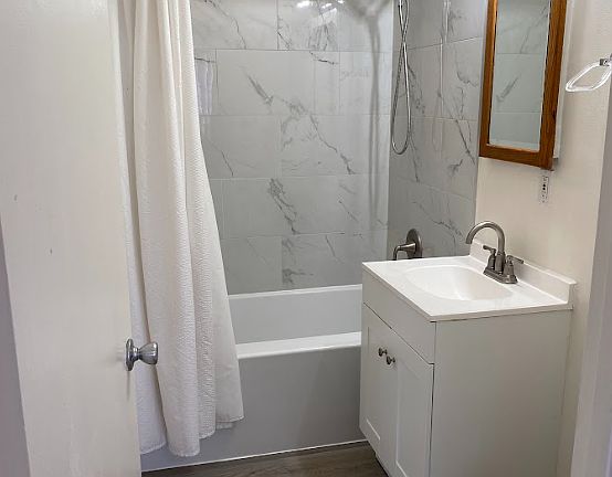 3rd image of 21261-21275 Hathaway Ave #21269