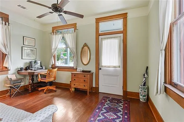 2 bed, 2.0 bath, 1527 sqft, $2,900 — Photo 4
