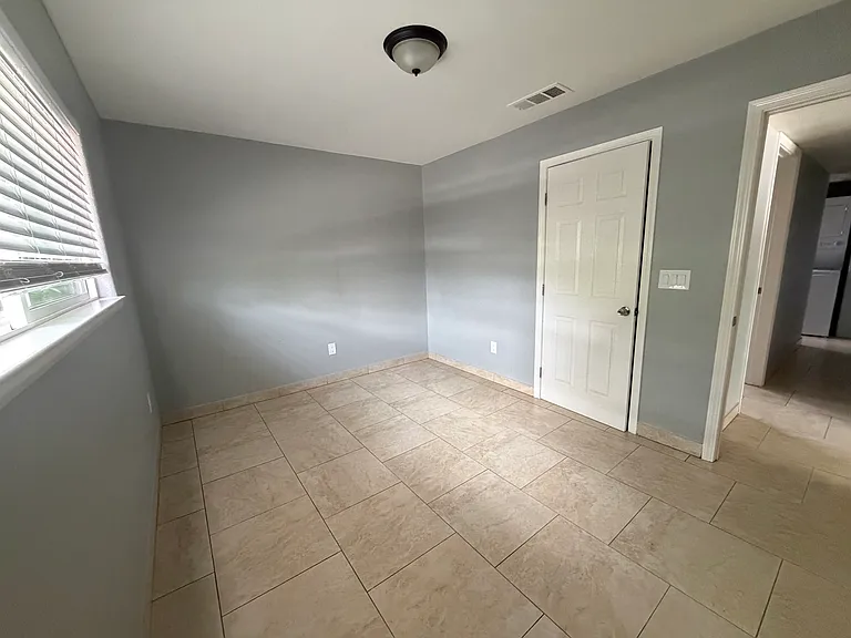 301 W El Camino Ave #4 — Photo 10