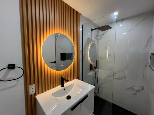 432 NW 100th St #B, Miami, FL 33150