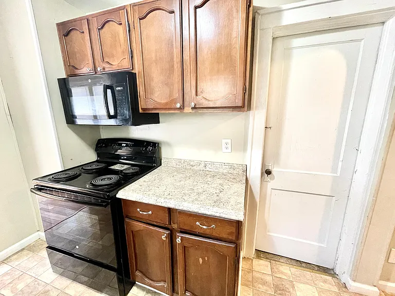 5003 Paseo Blvd — Photo 6