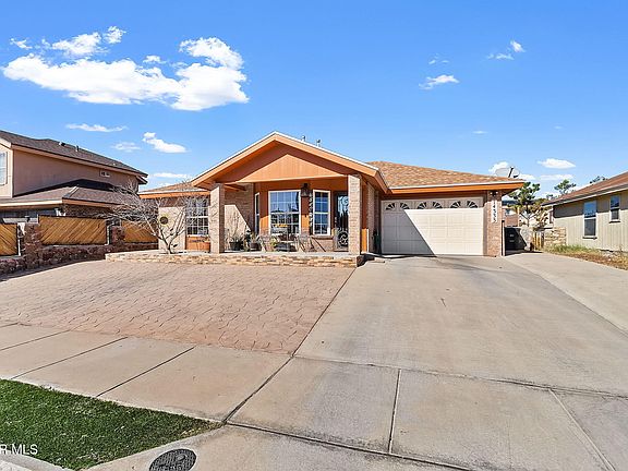 2nd image of 14333 Desierto Bueno Ave