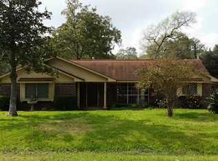 5115 Forest Trl, Baytown, TX 77521
