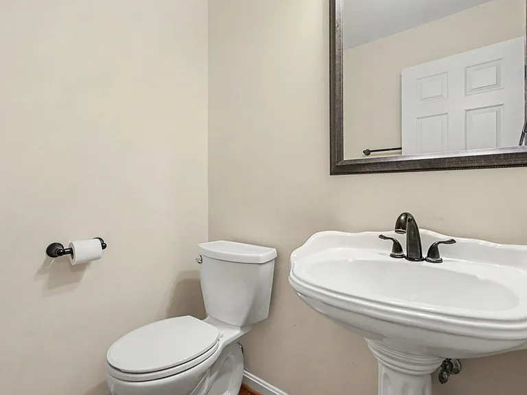 15812 Ibsen Pl — Photo 19