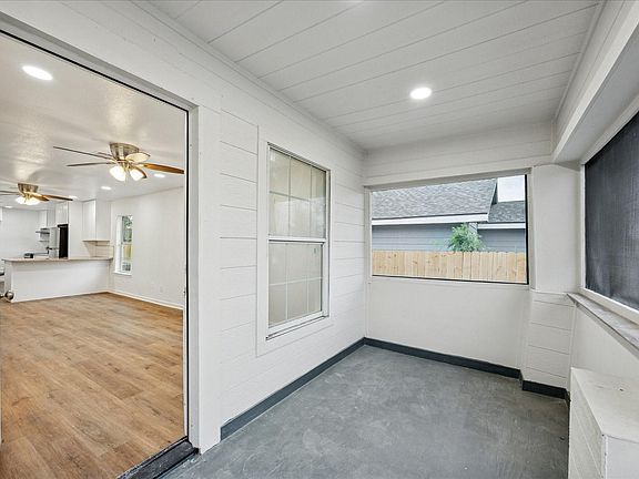 4th image of 1803 Simpson St