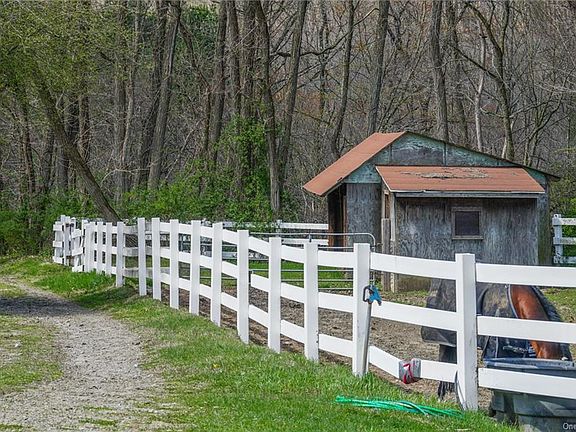 3rd image of 263 Bedford Banksville Rd