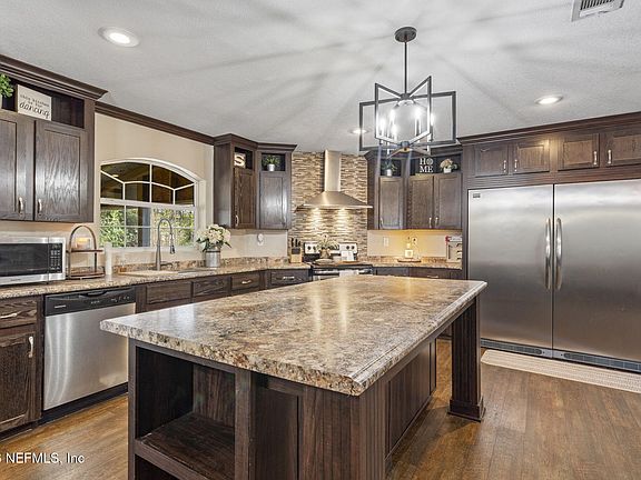 5th image of 540605 LEM TURNER Road