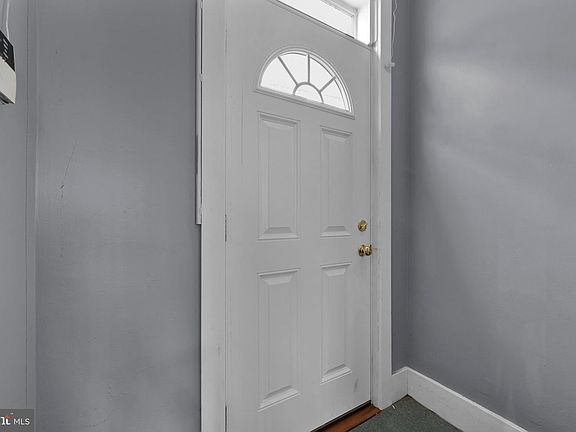 5th image of 416 N Gannon St