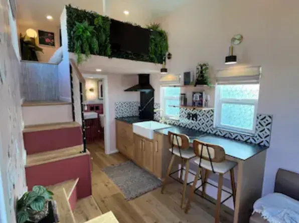 1030 27th St #3, San Diego, CA 92102