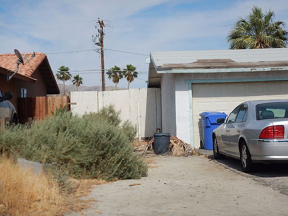 3rd image of 13280 Caliente Dr