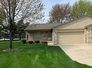 41525 Janet Cir, Clinton Township, MI 48038