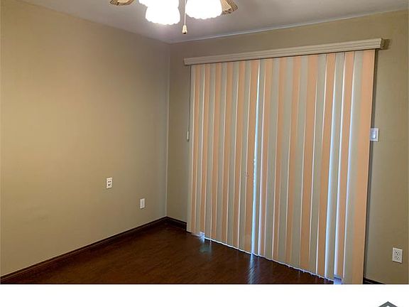 2nd image of 10330 Clayton Rd #2