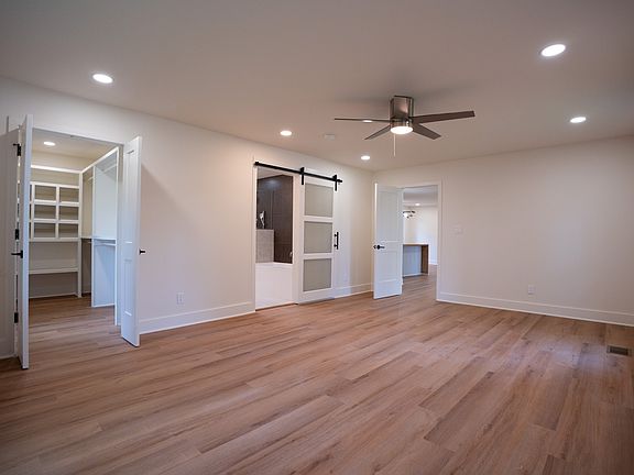 5th image of 5033 Collinwood Dr