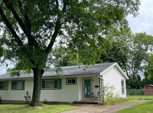 1860 Carlton Ave NE, Grand Rapids, MI 49505