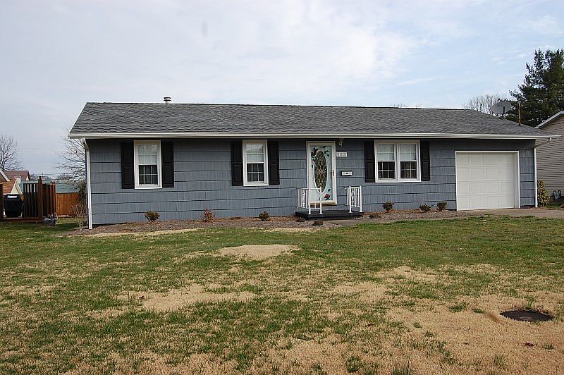 1st image of 102 Sherwood Dr