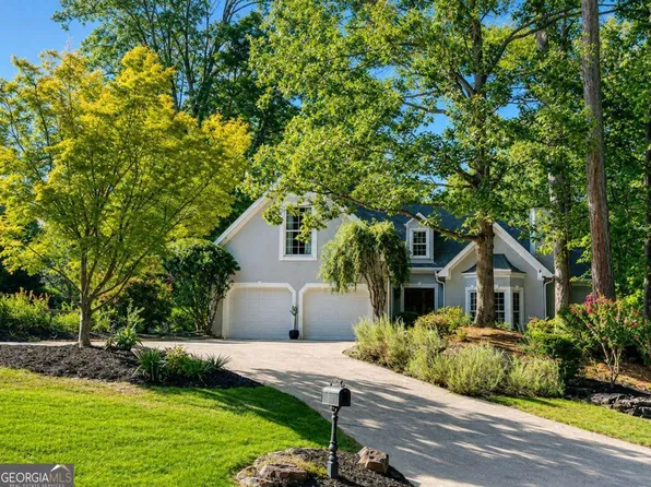2040 Shallowford Park Mnr, Roswell, GA 30075