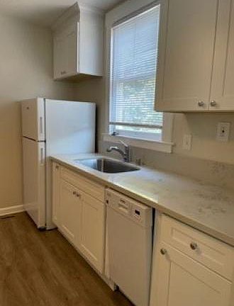 4th image of 315 11th St APT B