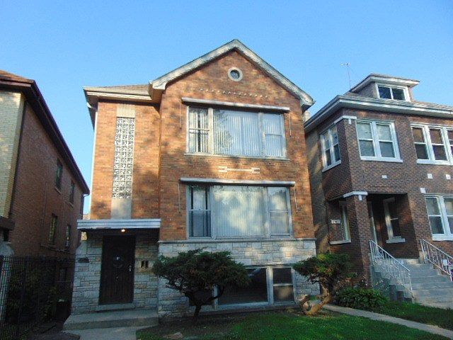 1st image of 7005 S Rockwell St