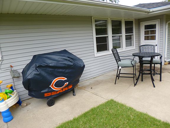 2nd image of 2506 Cedar Crest Dr