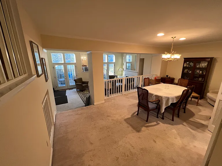 Jeffersonian Ct — Photo 16