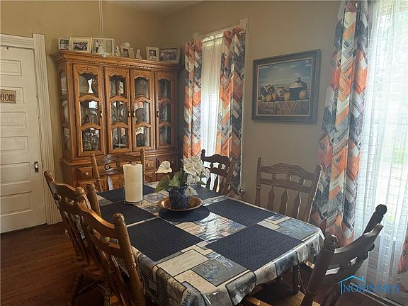4th image of 3633 Dixie Dr