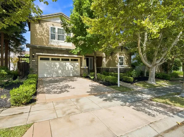 33 N Puente Dr, Mountain House, CA 95391