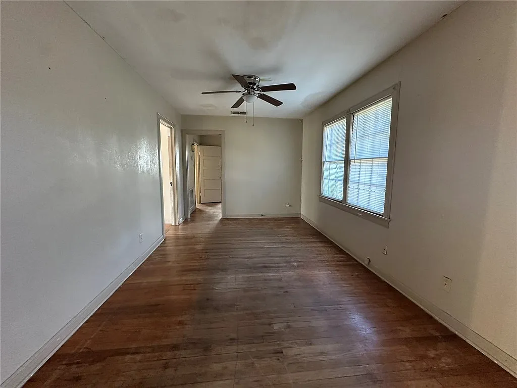 2 bed, 1.0 bath, 3180 sqft, $600 — Photo 4